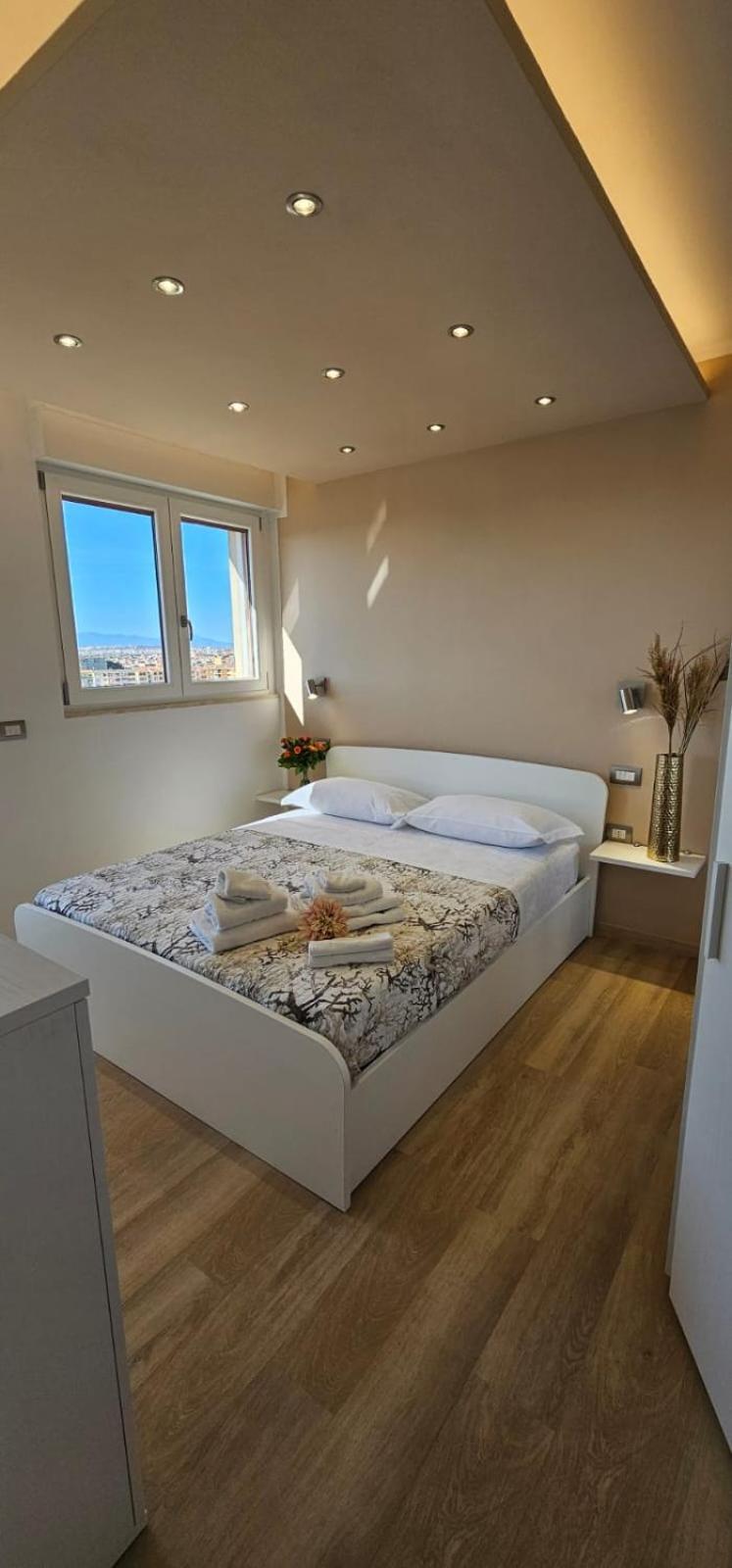 Happy Holiday Apartament Quartu Sant'Elena Exterior photo
