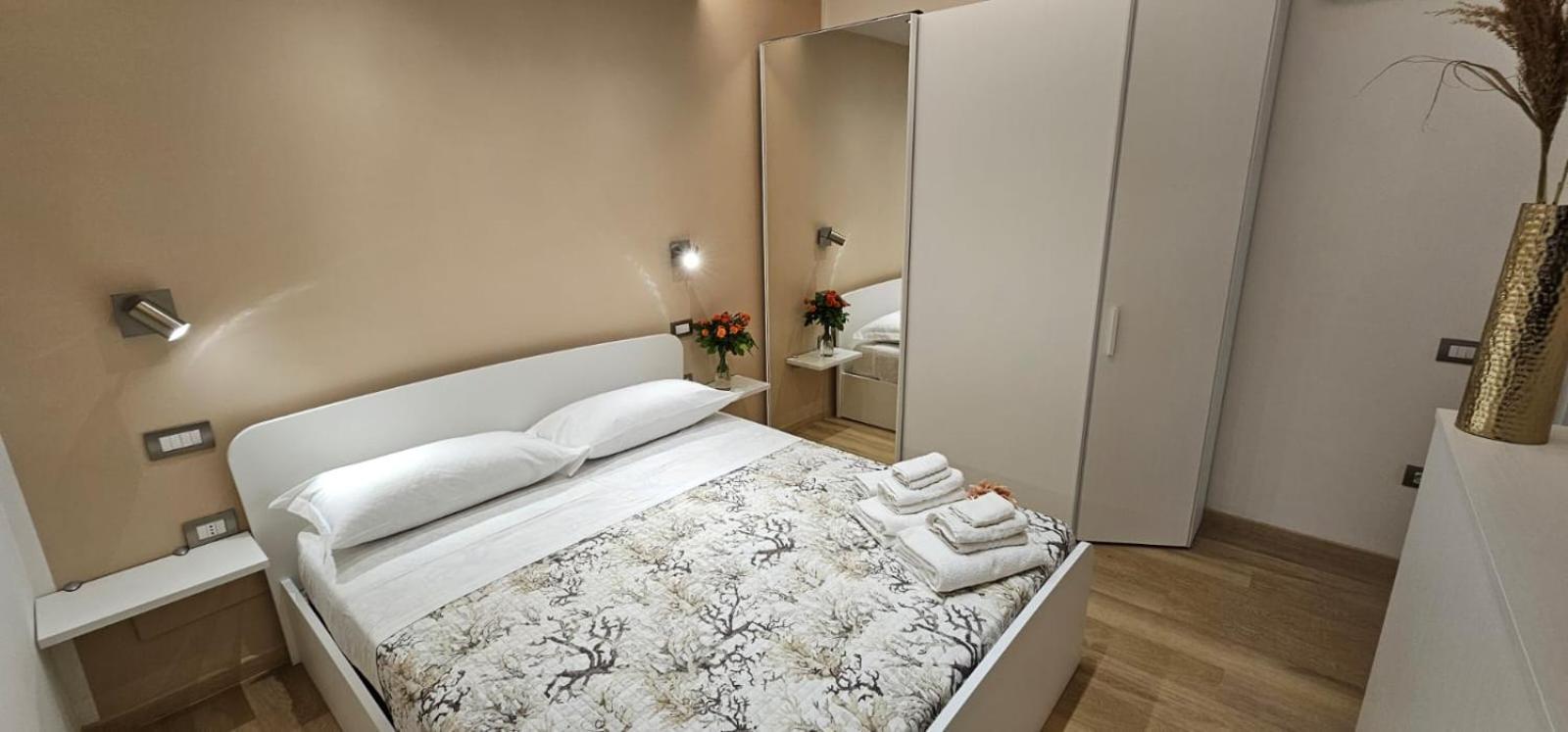 Happy Holiday Apartament Quartu Sant'Elena Exterior photo